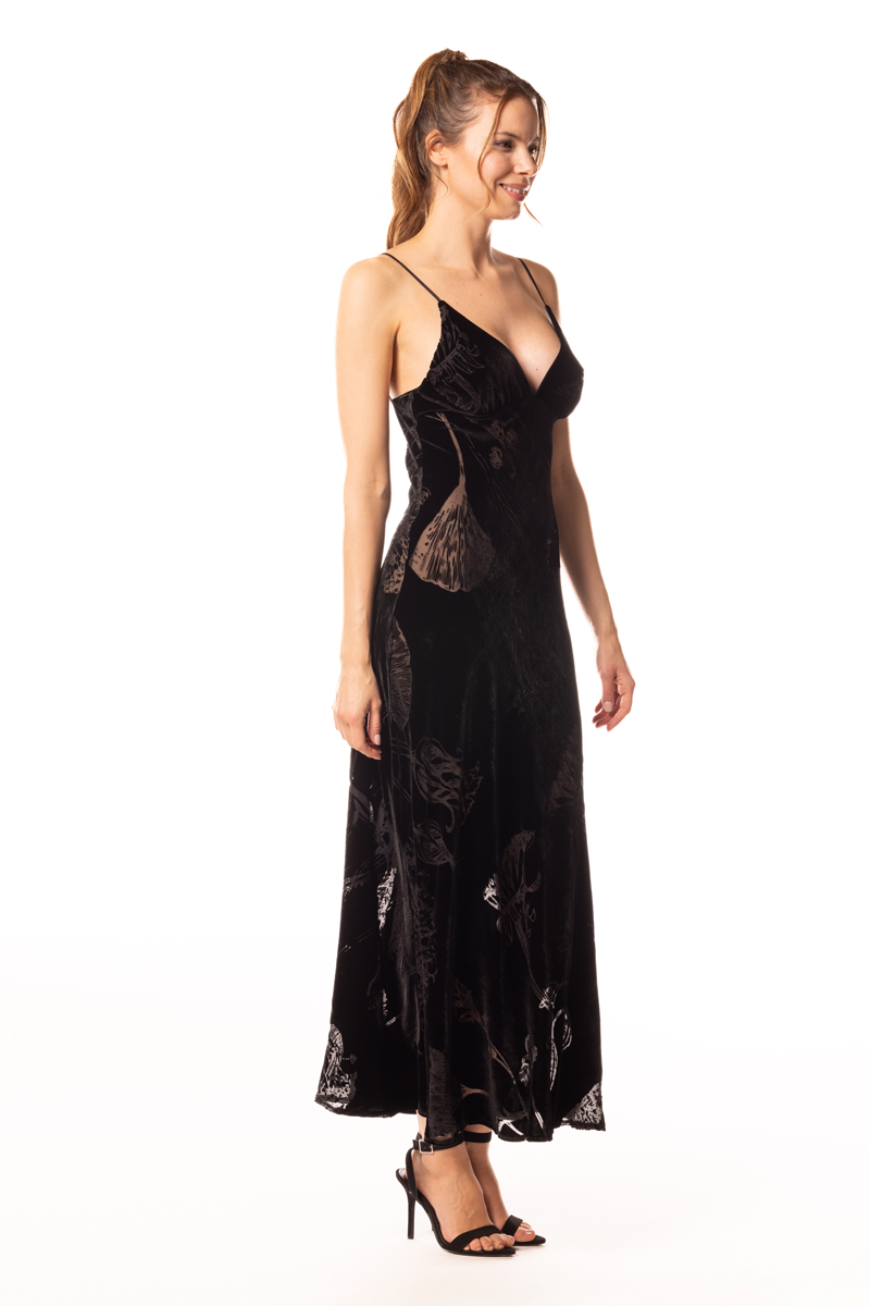 Fabergé Diva Velvet Gown