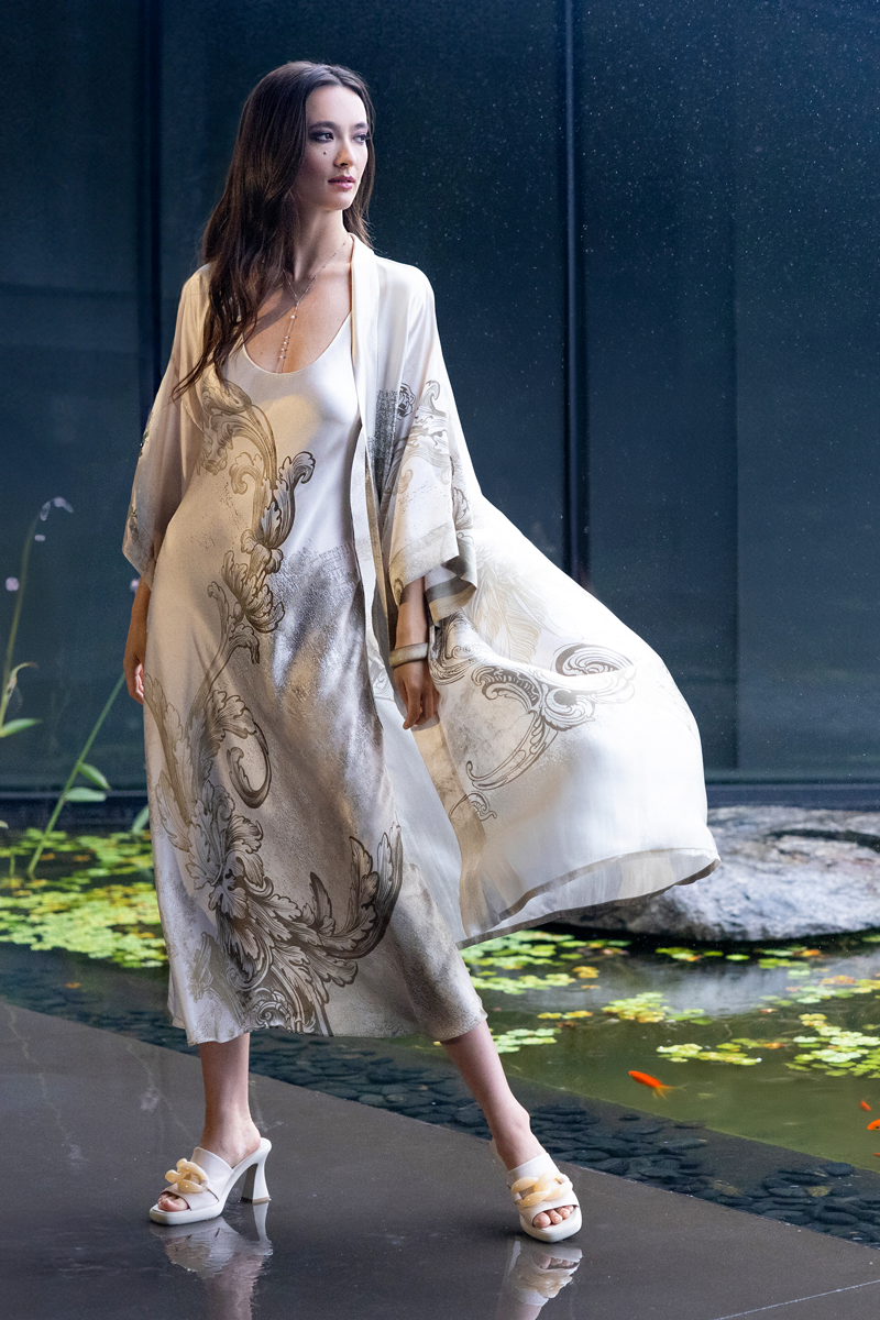 Versailles Long Robe