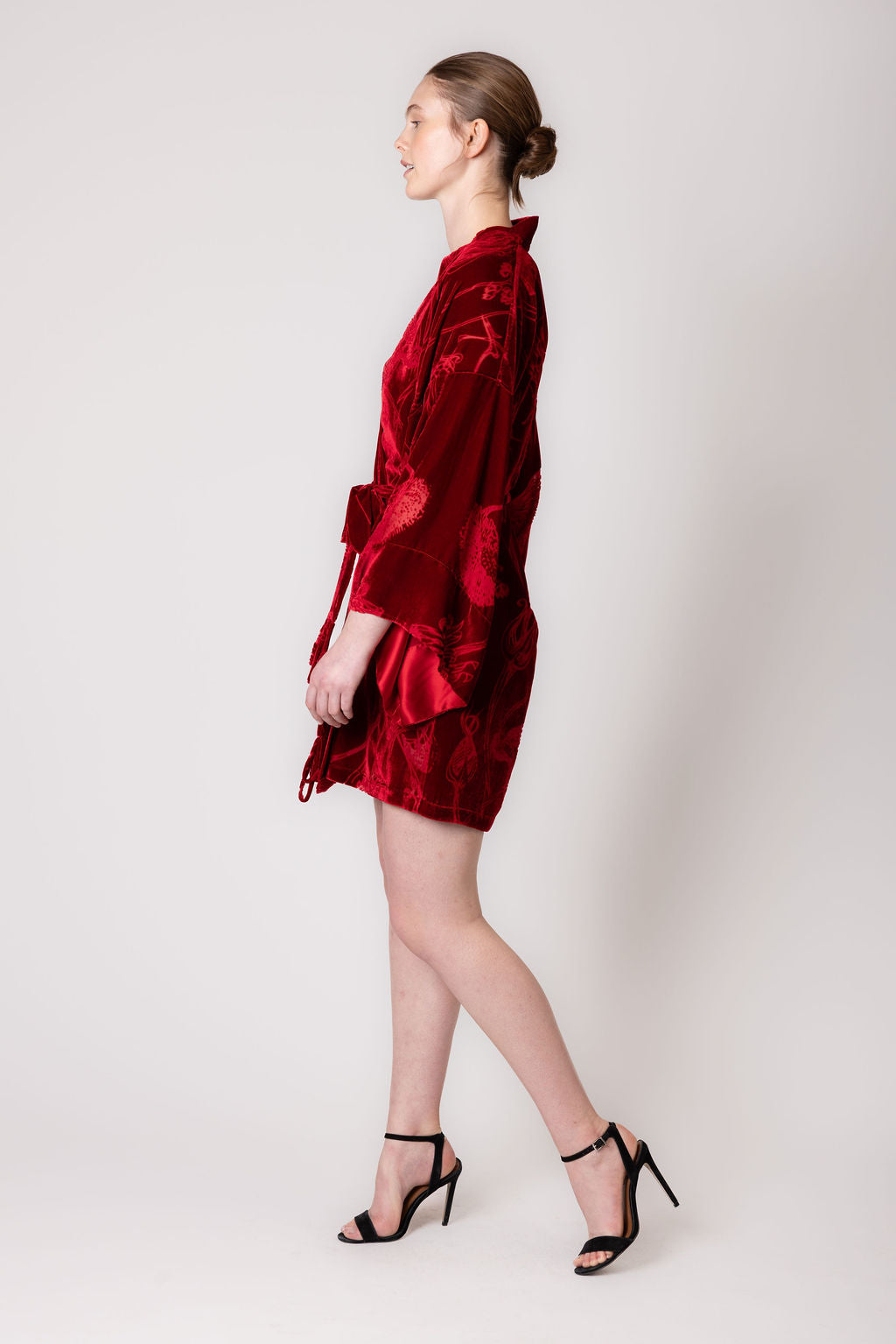 Rouge Fabergé Velvet Short Robe