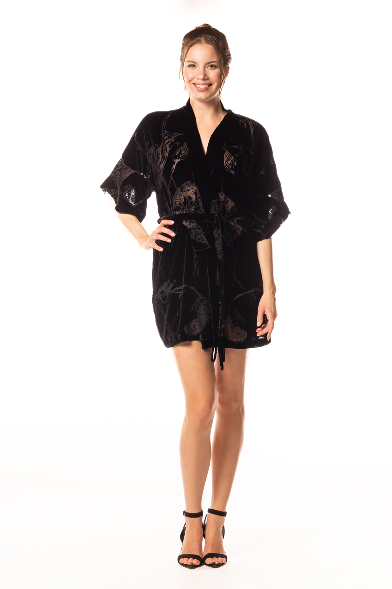 Fabergé Diva Velvet Short Robe
