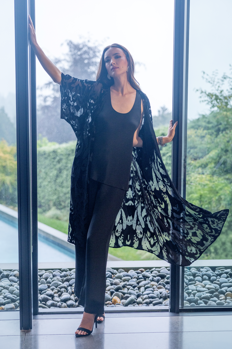 Brigitte Black Label Velvet Kimono