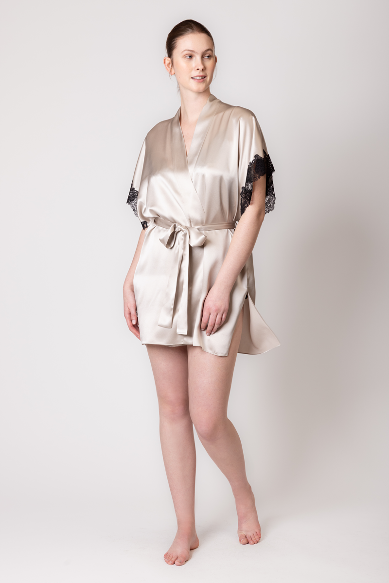 Lila Black Label Short Wrap