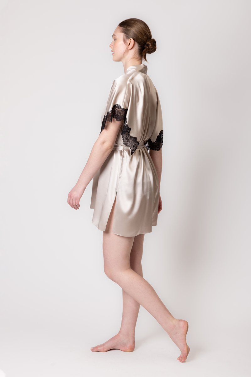 Lila Black Label Short Wrap